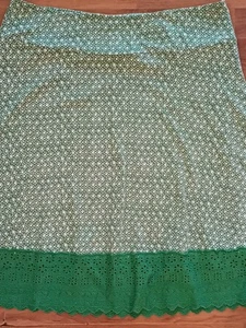 White Stuff A-Line Skirt Green Ditsy Floral Broderie Anglaise Hem Size UK 16 - Picture 1 of 6