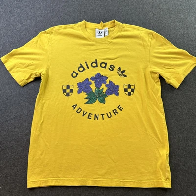 Camiseta clásica de fútbol floral amarilla talla pequeña Adidas Adventure para hombre Foto 1 de 4