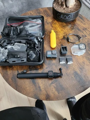 GOPRO HERO12 BLACK ACTION CAMERA  - SUPER BUNDLE!! - Image 1 of 4