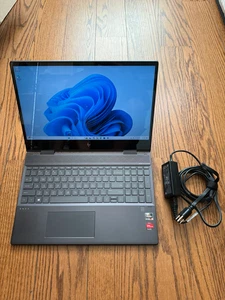 HP Laptop 15.6”/16GB RAM/512GB SSD/Touchscreenw/Fully functional/Windows 11 - Picture 1 of 7