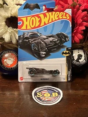Hot Wheels Batman vs Superman Batmobile Black Diecast 1:64 Sealed NM Condition - Image 1 of 4