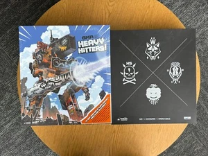 Weta Workshop Giant Killer Robots Heavy Hitters Core Box - Picture 1 of 4