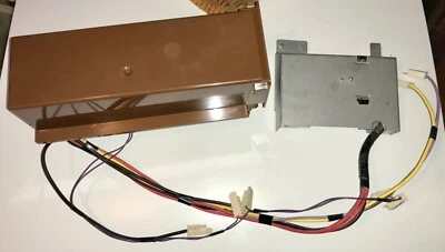 Fisher Paykel Secador de Carga Superior Tablero de Control Electrónico/Bloque de Terminales DE27CW1 Foto 1 de 4