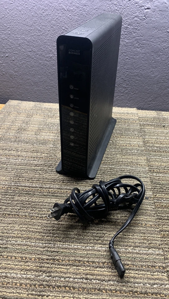 Cisco Comcast DPC3939B Business DOCSIS 3.0 Voice Gateway Modem w/ Power Cord - Image 1 of 4