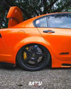 HSV COMMODORE VE REAR ONLY AIRIDE SEDAN WAGON UTE AIR BAG SUSPENSION KIT - Picture 1 of 4