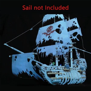 The Pirates Boat Model Made of Bones and Rotting Wood 2415 Pieces MOC Build Gift - Picture 1 of 7