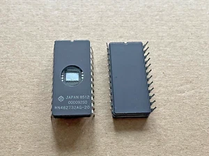 1 Stück Integrierte Schaltung HN482732AG-20 - Hitachi - WDIP24 - Vintage - Picture 1 of 2