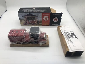 ERTL Texaco 1919 GMC Tanker Truck Bank Collector Series #17 NEW NIB RED - Picture 1 of 8