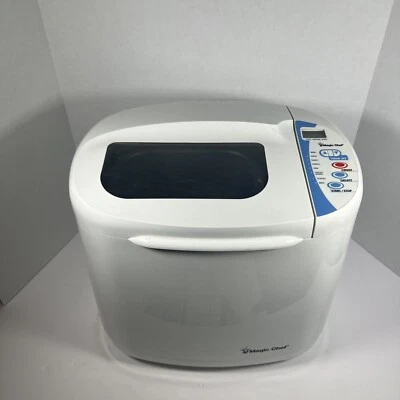 Magic Chef VBM-200C1 Bread Maker Small Crack in Lid Fully Functional - Image 1 of 4
