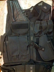 Fidragon Fully Adjustable Tactical Vest W/Padded Shoulder w/Lots of Storage - Picture 1 of 7