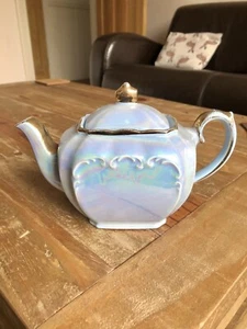 Vintage Blue Pearl Lustre Sadler Cube Teapot Smaller Size - Picture 1 of 12