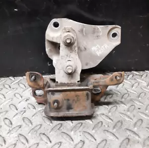 FORD FIESTA MK7 2009 - 2017 1.2 1.4 1.6 PETROL GEAR BOX MOUNT - Picture 1 of 5