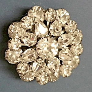 Vintage Unmarked Rhinestone Pin- (K-1-10)  - Picture 1 of 3
