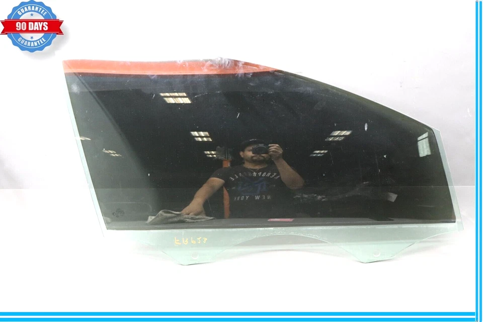 07-15 Audi Q7 Front Right Passenger Side Door Window Glass 4L0845202A Oem - Image 1 of 4