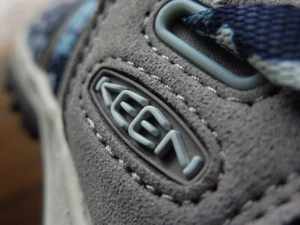 Keen Gray-Blue Waterproof Whisper Sandals (9) NEW!! 🇺🇸 🌴 - Picture 1 of 10