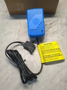 PEG-PEREGO 12 VOLT OEM GENUINE BATTERY CHARGER 12vdc 35W 25200023 John Deere - Picture 1 of 8