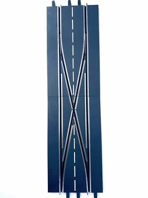 Carrera Digital 124 / 132 - Doppelweiche 30347 (2teilig) NEU Bahn Erweiterung  - Bild 1 von 2