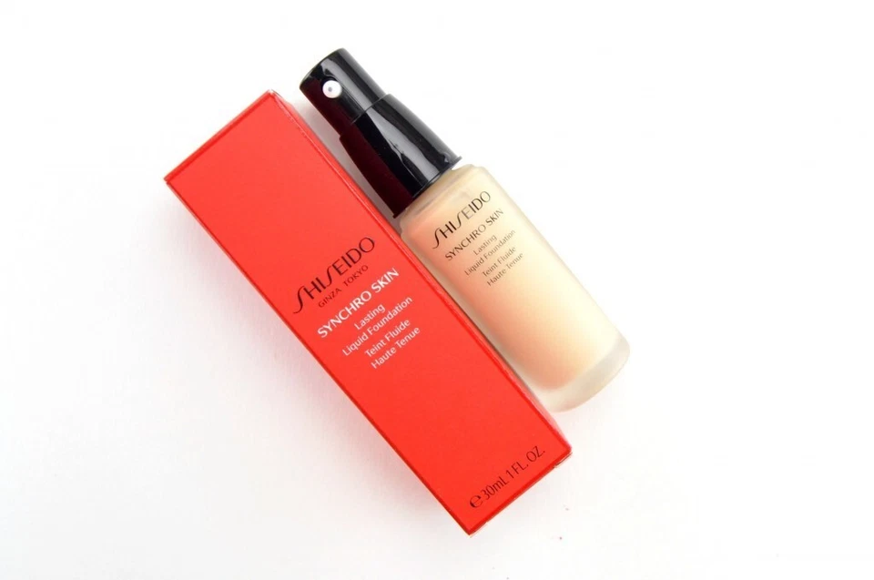 Shiseido Synchro Skin Lasting Liquid Foundation Golden 5, 1oz/30ml New In Box - Image 1 of 1