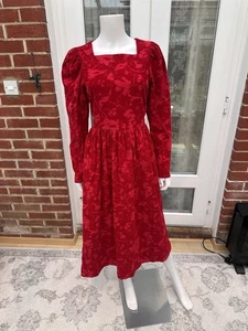 Vintage Laura Ashley 80s Red Floral Needlecord Puff Sleeve Square Neck Dress 14 - Picture 1 of 6