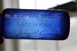 Vintage John R. Conway Compound Kreosot Kapsel Co. Kobalt Flasche Formel - Bild 1 von 5