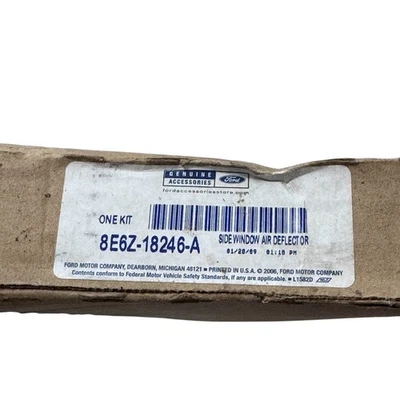 Kit de deflectores de aire de ventana lateral originales Ford 8E6Z-18246-A OEM - Mercury Mariner Foto 1 de 4