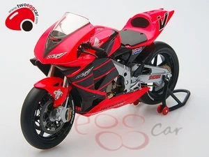 MINICHAMPS 1/12 HONDA RC211V · V.ROSSI SUMMER TESTBIKE 2001 122017946 - Picture 1 of 6