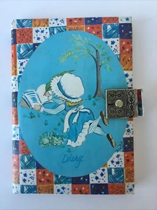 Vintage 1970s Holly Hobbie STYLE & Cat Patchwork Diary - READ 5” X 7” In - Picture 1 of 12