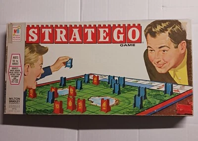 Vintage 1970 Stratego War Strategy Board Game 4916  complete. - Image 1 of 3