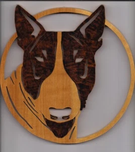 Handgefertigter Bullterrier Holz Hund Ausschnitt Wandbehang (8 Zoll Durchmesser) - Bild 1 von 1