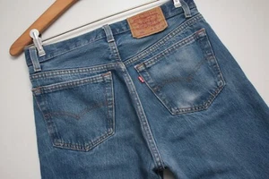 Jeans de mezclilla recortados vintage Levi's 501 W30 hechos en EE. UU. - Imagen 1 de 7
