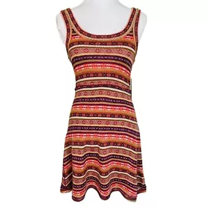 Free People Passion Obst gestreiftes Strickkleid Größe Small neu mit Etikett - Bild 1 von 9
