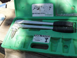 Wirsbo Pipe Expander Tool Kit INCOMPLETE One Cone 1/2 to 3/4" FRANCE - Picture 1 of 6