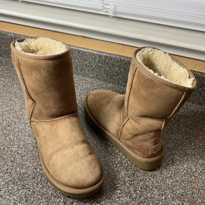 UGG Tan Suede Winter Boots Sheepskin Lining Womens Size 5 Pull On Comfort Casual - Image 1 of 4