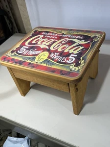 Akzenthocker aus Cola-Holz (Vintage-Stil Druckplatte) Hocker Coca-Cola - Bild 1 von 20