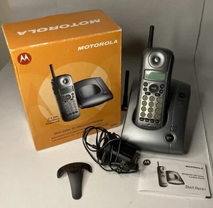 Motorola MA351 2.4 Ghz Cordless Phone w/ Tapeless Digital Answering System  - Picture 1 of 9