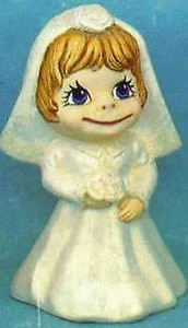 Ceramic Bisque ~~~Ready to Paint ~~~Bride Smiley - Picture 1 of 1