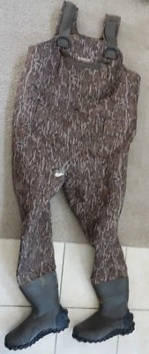 Magellan Mossy Oak New Bottomland Sportsman 800 Bootfoot Wader,11-holes/LEAKS - Image 1 of 4