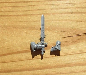 40K Dark Angels Inner Circle Companions Calibanite Greatsword A2 Two Handed Bits - Picture 1 of 1