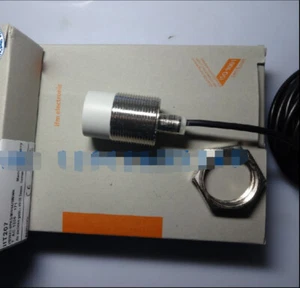 IIT207 1PC NEW efector proximity switch - Picture 1 of 1