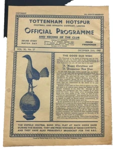 TOTTENHAM HOTSPUR V CHESTERFIELD - DIVISION TWO - 25/12/1947 - COPY - Picture 1 of 1