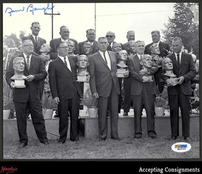 Sammy Baugh Autograph Signed 8 x 10 Black White Photograph AUTO PSA COA - Image 1 of 2