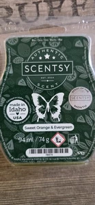 Scentsy 1 Bar "Sweet Orange & Evergreen", Neu in der OVP, 94 ml / 74 g - Bild 1 von 2