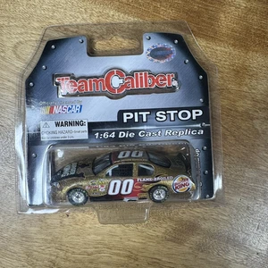 2006 Team Caliber Pit Stop #00 Bill Elliott Burger King Flame-Broiled 1:64 NRFP - Picture 1 of 3