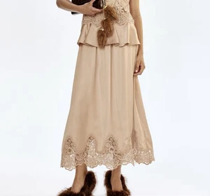 Gr. M H&M Edition Satinrock mit Spitzenbesatz beige neu mit Etikett A/W 2025 *ausverkauft - Bild 1 von 7