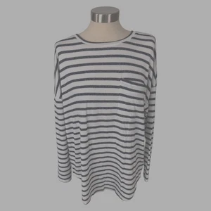 Camiseta a rayas Old Navy para mujer de gran tamaño mediano - Imagen 1 de 8