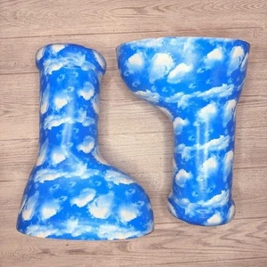 Cape Robbin Dolls Kill Big Chunky Cloud Sky Boots / Cartoon Kostüm Stiefel Gr. 9 - Bild 1 von 11