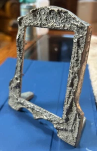 Vintage Cast Heavy Pot Metal Ornate Picture Frame No Glass Opening 3 1/4 x 4 1/4 - Picture 1 of 6