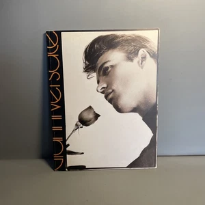 Gianni Versace - Collezione Uomo n. 13 - Autunno-Inverno 1987/1988 | Lookbook #3 - Foto 1 di 8