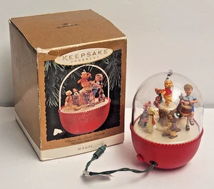 Hallmark Disney Winnie Puuh Parade Andenken Ornament Magie 1994 Bewegung Musik - Bild 1 von 4