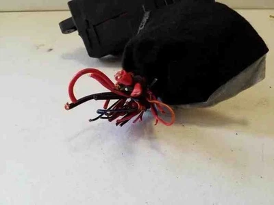 Scatola fusibili VW EOS 1F7, 1F8 2.0 benzina 147kw 2010 26233436 - Immagine 1 di 3